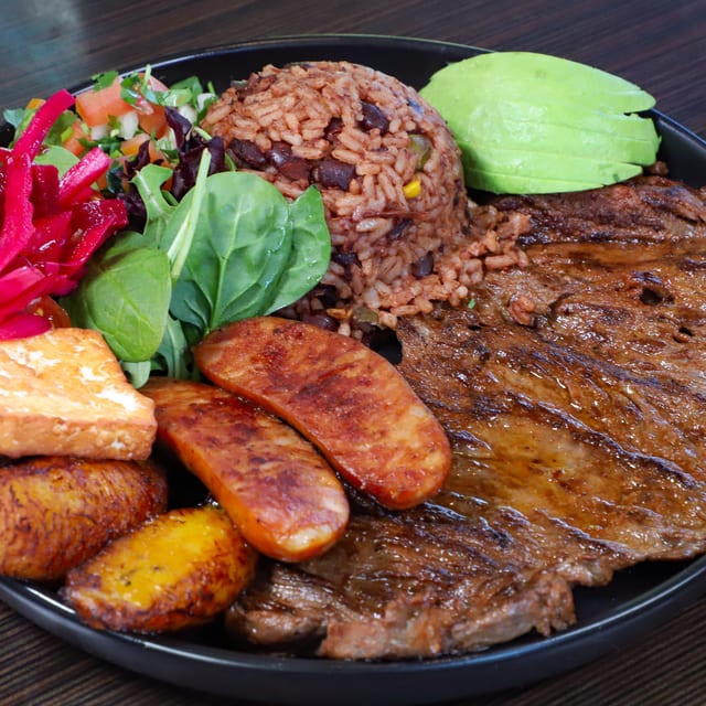 Carne asada Salvadoreña.