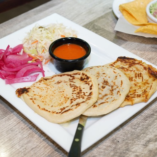 Frijol Y Queso / Beans and Cheese Pupusa