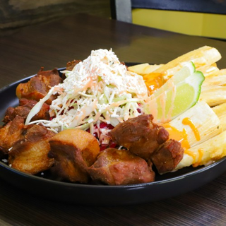 Yuca Con Chicharrón