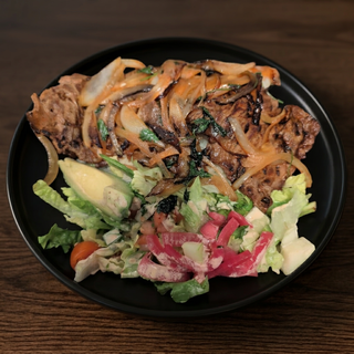 Bistec Encebollado