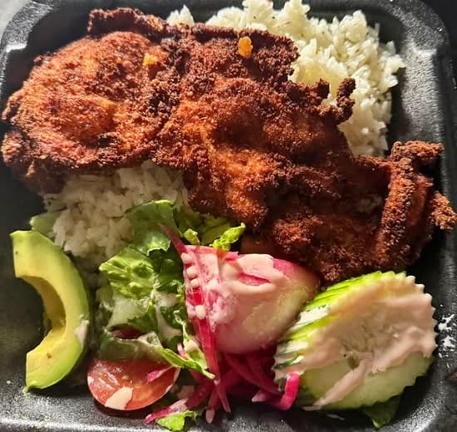 Pollo Empanizado.